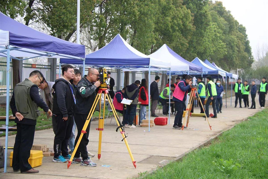 湖北九維測繪設(shè)計(jì)有限公司榮獲 2022年“湖北工匠